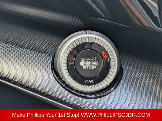 Certified 2026 Jeep Grand Wagoneer Summit AWD/4WD image 26