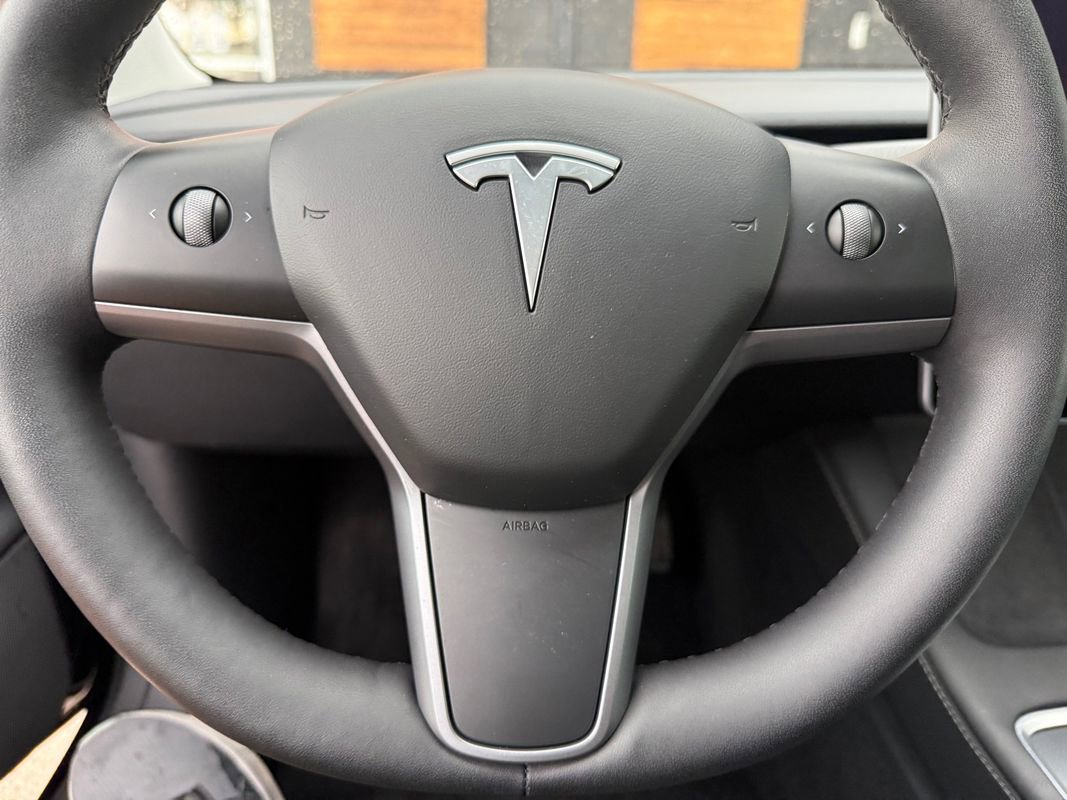 Used 2023 Tesla Model 3 Standard Range RWD image 29