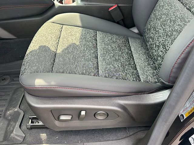 New 2024 Chevrolet Colorado Z71 w/ Z71 Convenience Package 2 image 12