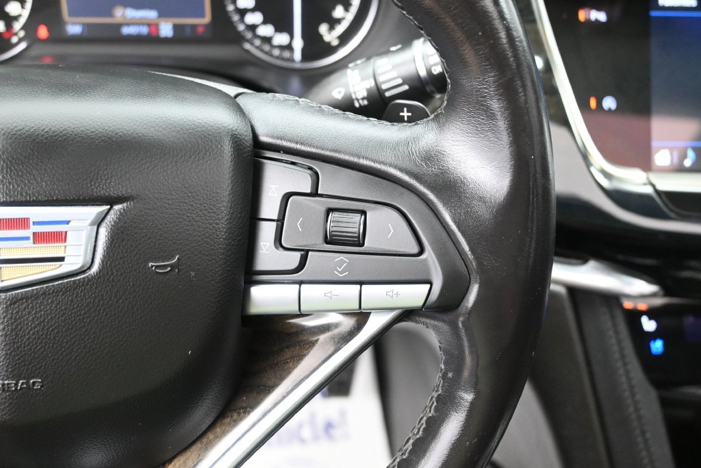Used 2021 Cadillac XT6 Premium Luxury AWD/4WD image 15