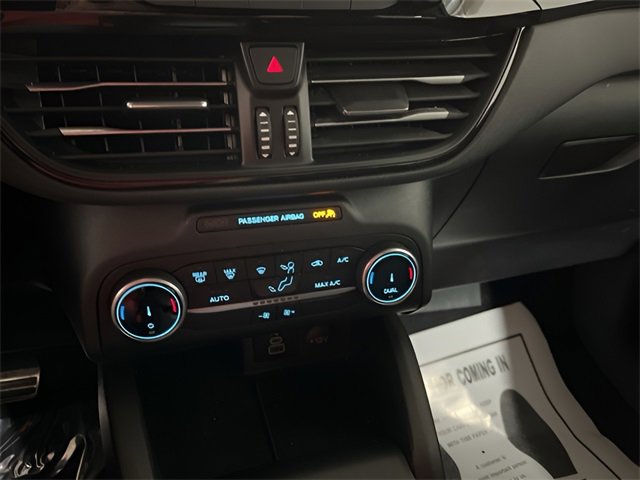 Used 2024 Ford Escape ST-Line image 18