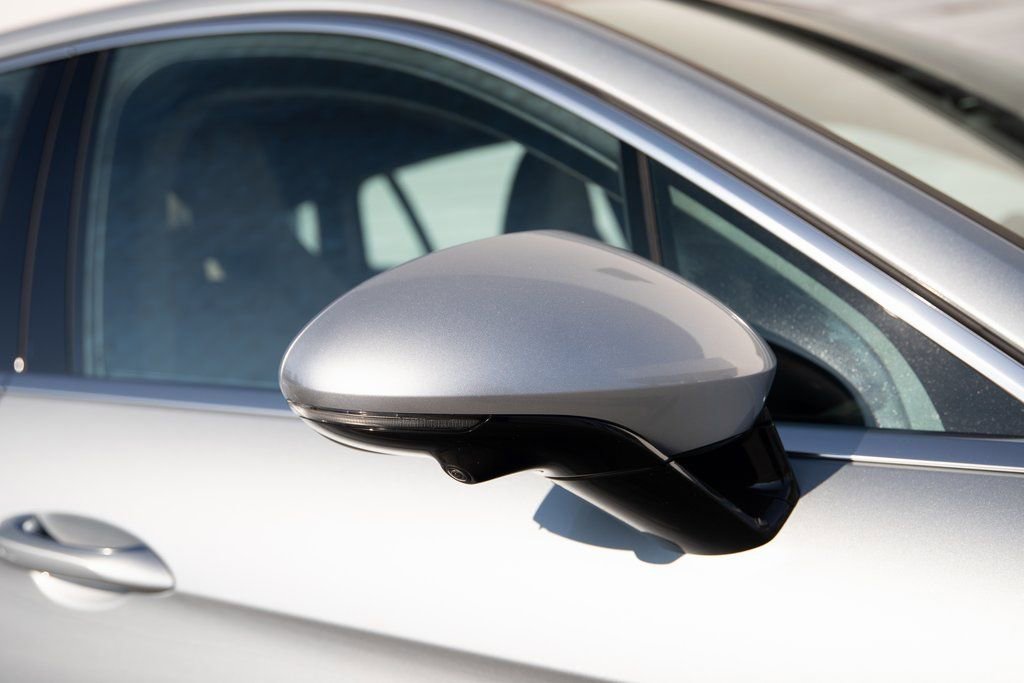 Certified 2025 Porsche Panamera image 12