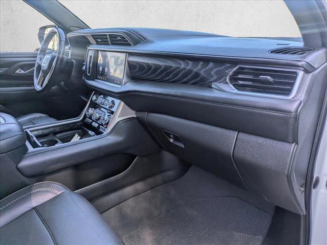 Used 2021 GMC Yukon Denali w/ Denali Premium Package image 20
