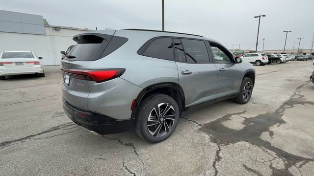 Used 2025 Buick Enclave Sport Touring image 8