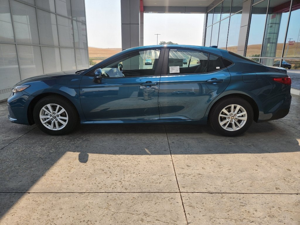 New 2026 Toyota Camry LE w/ Convenience Package AWD/4WD image 4