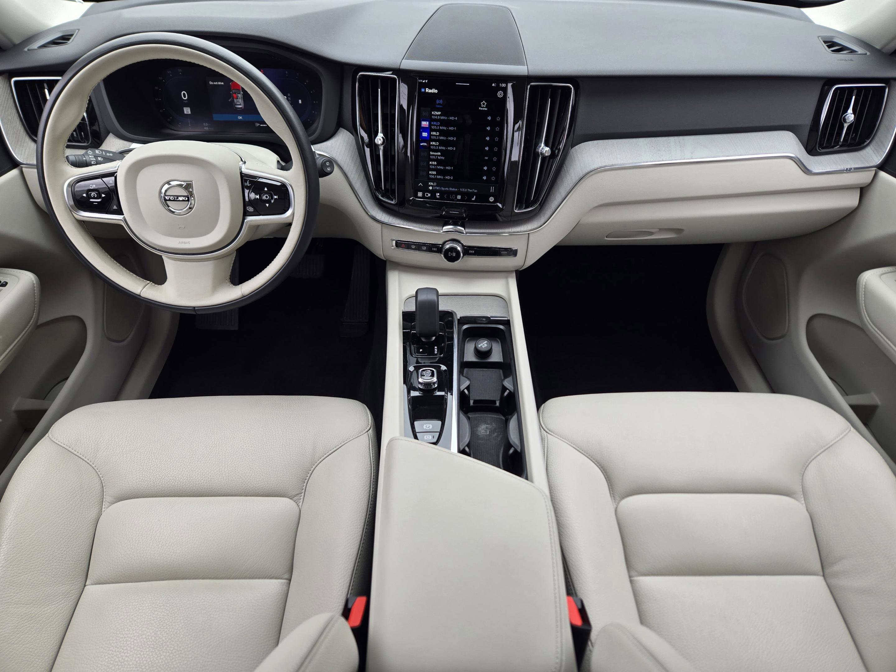 Used 2023 Volvo XC60 B5 Plus w/ Climate Package image 35