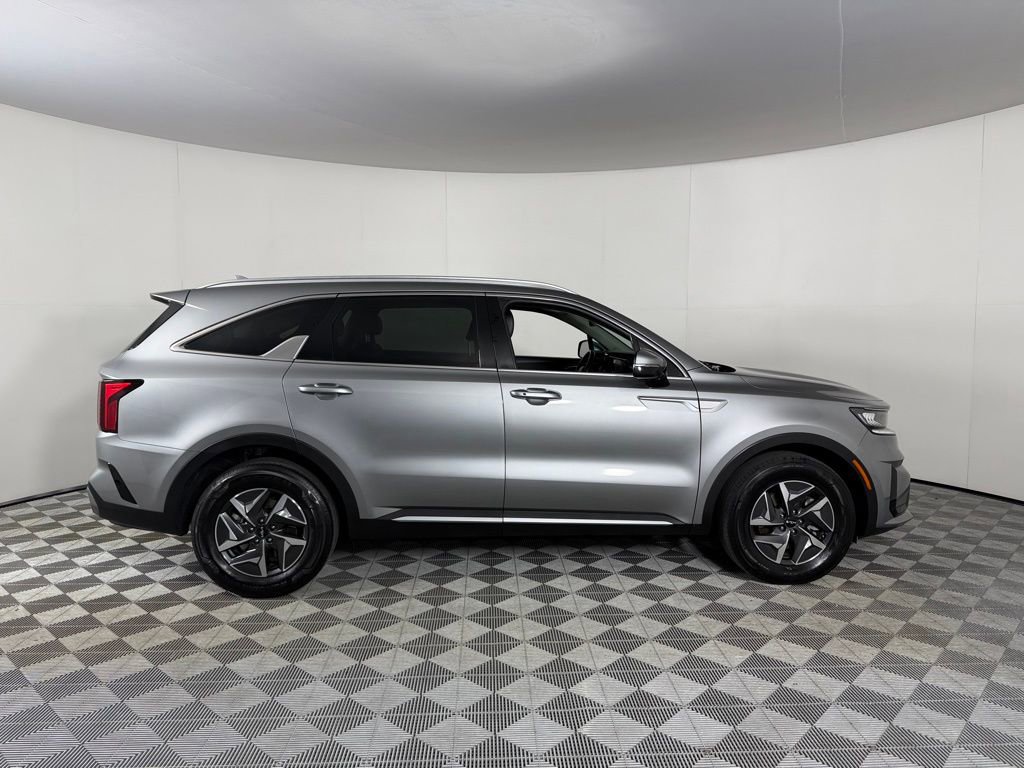 Used 2023 Kia Sorento EX image 13