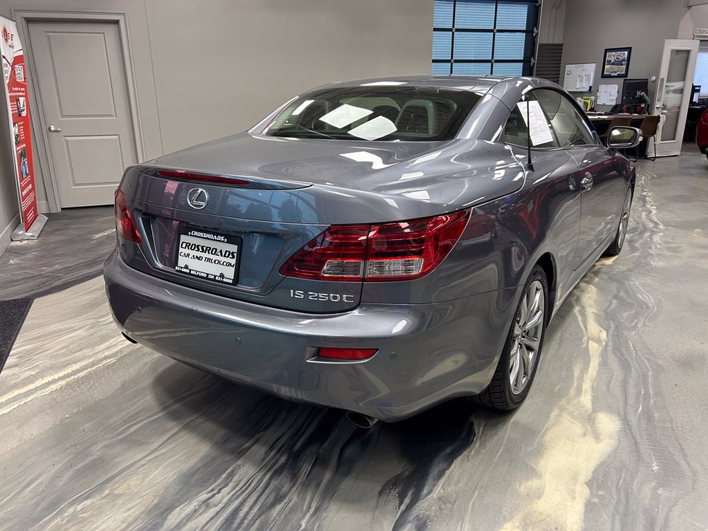 Used 2014 Lexus IS 250C w/ Luxury Package RWD image 30