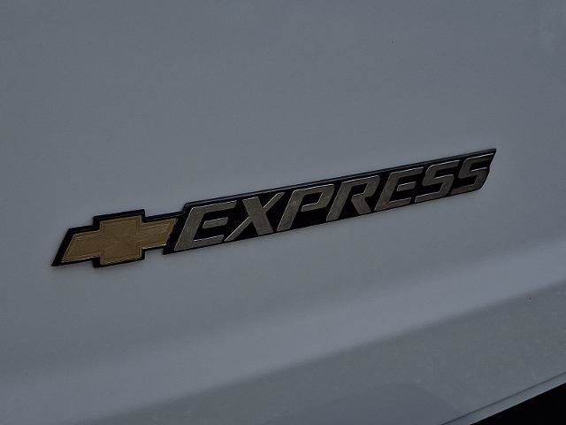 New 2026 Chevrolet Express 2500 w/ Driver Convenience Package RWD image 11