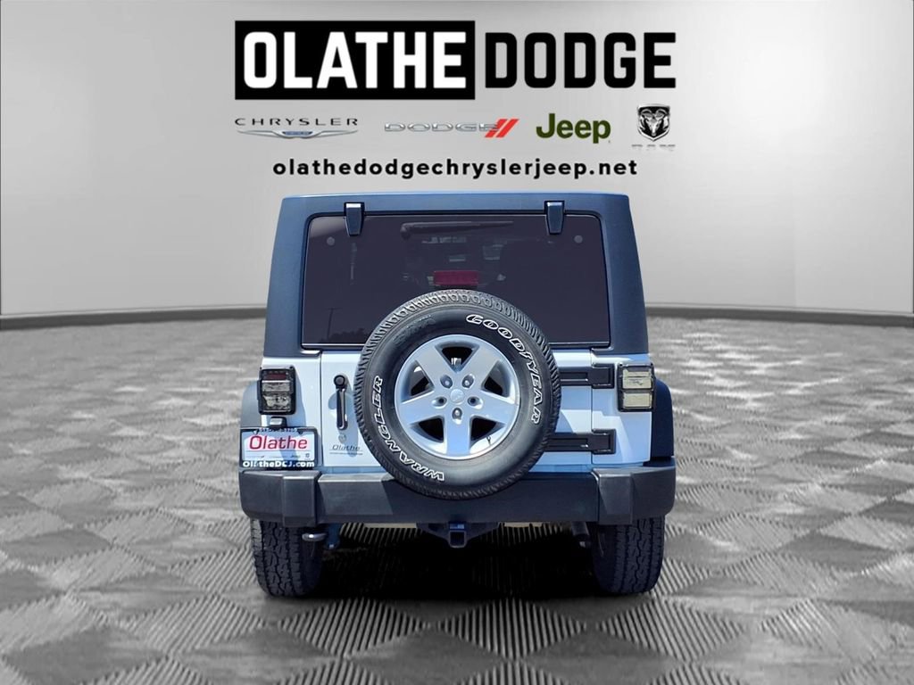 Used 2015 Jeep Wrangler Unlimited Sport w/ Quick Order Package 24S AWD/4WD image 24