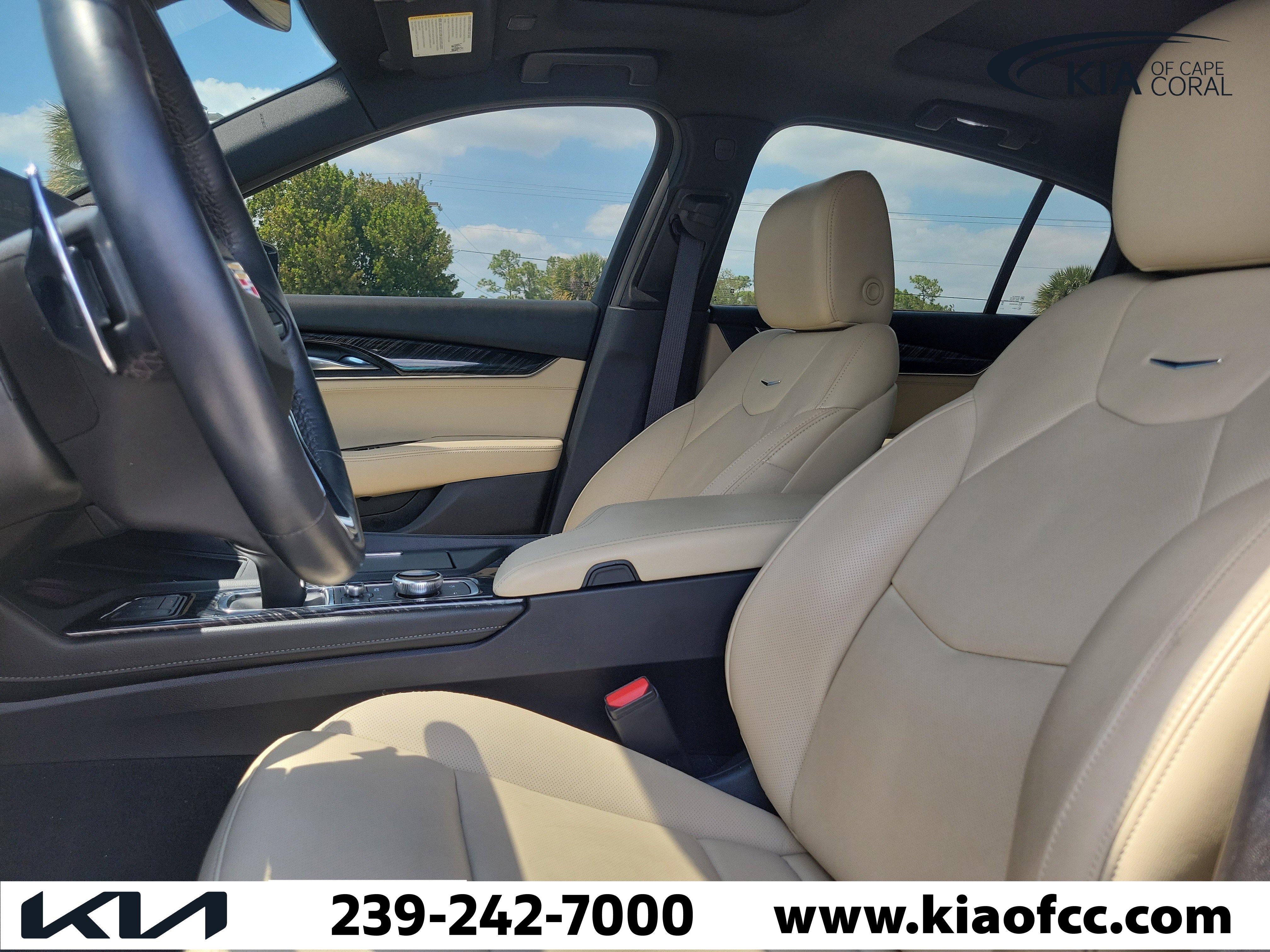 Used 2025 Cadillac CT5 Premium Luxury RWD image 23