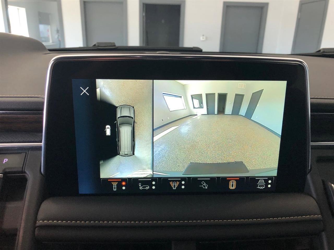 Used 2024 Chevrolet Tahoe Premier w/ Advanced Technology Package image 21