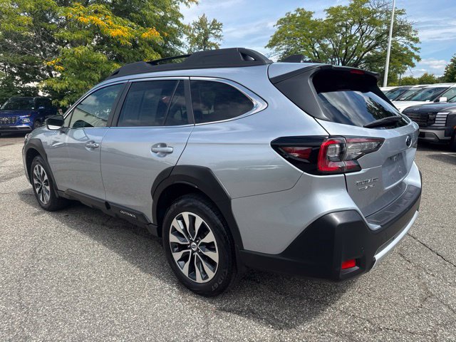 Used 2024 Subaru Outback Limited AWD/4WD image 18
