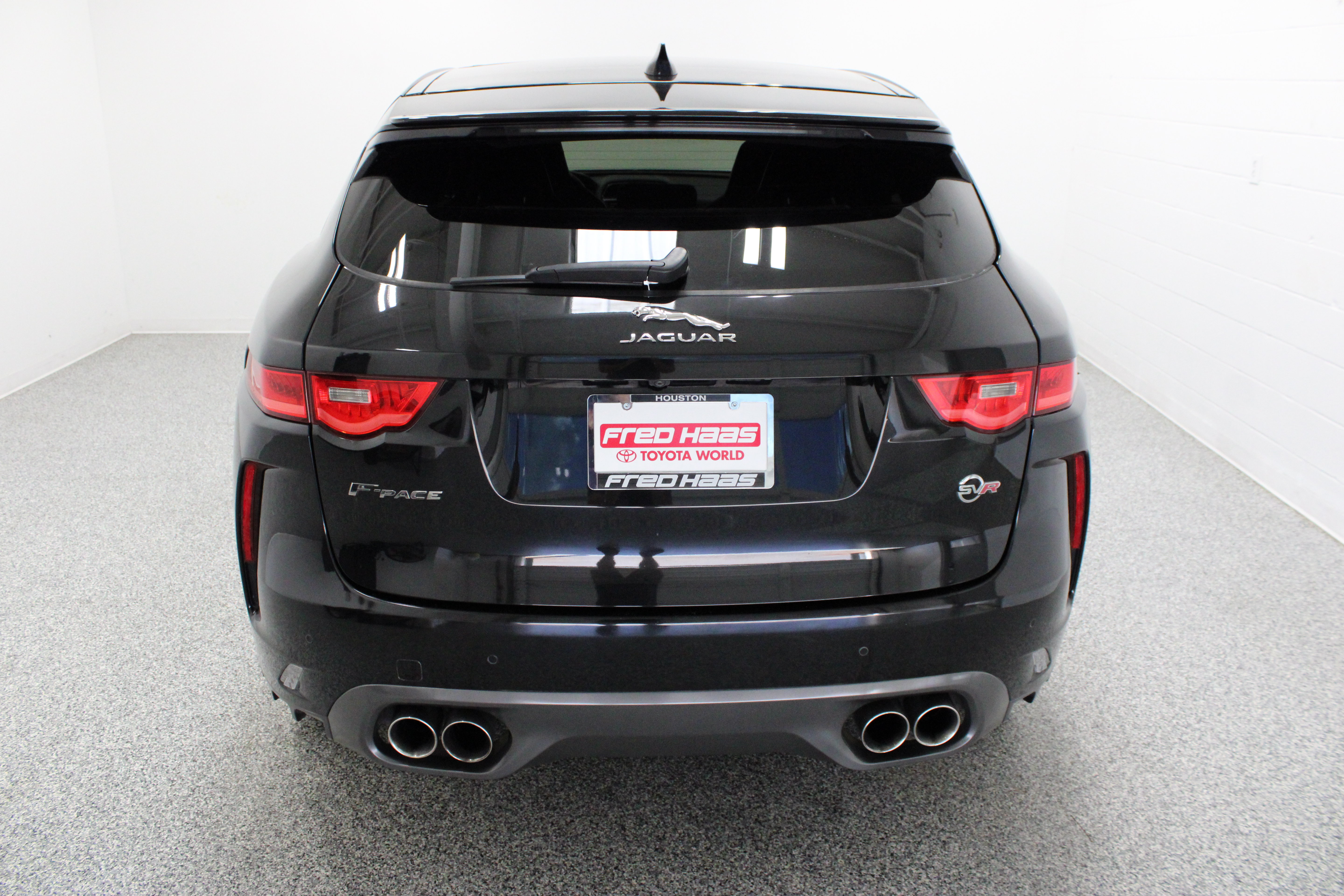 Used 2020 Jaguar F-PACE SVR AWD/4WD image 8