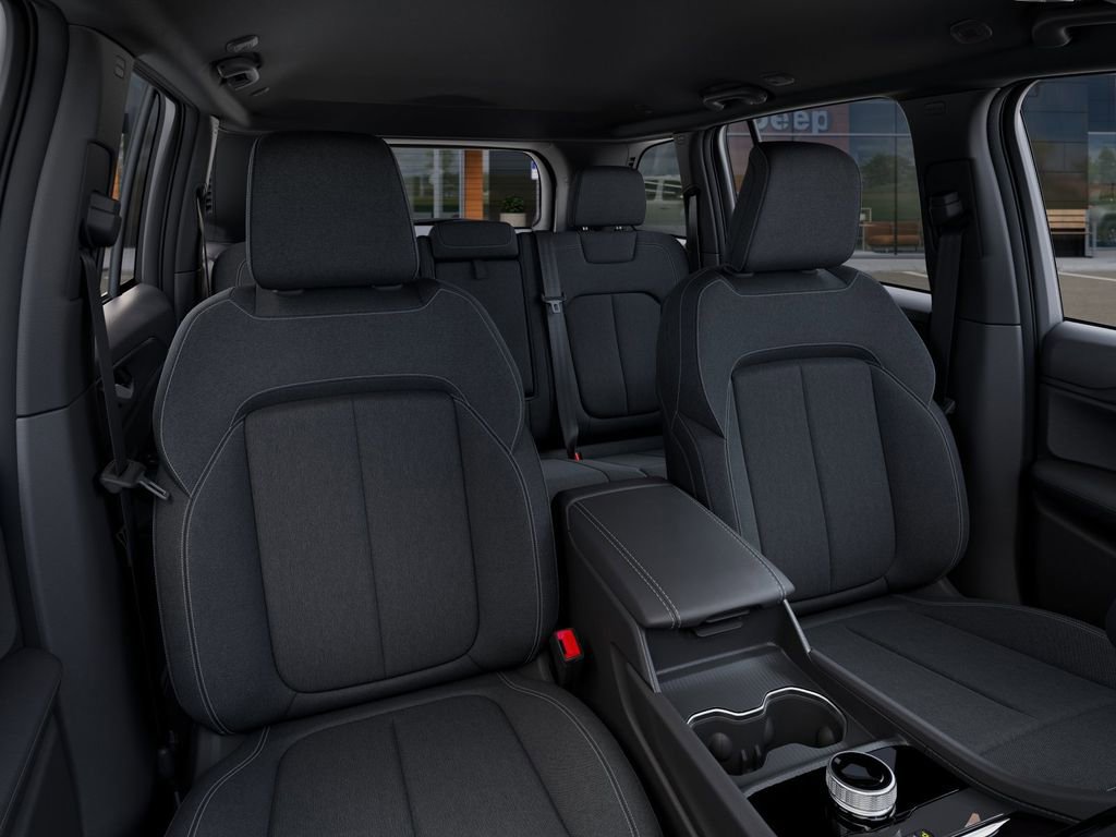 New 2026 Jeep Grand Cherokee Laredo image 16