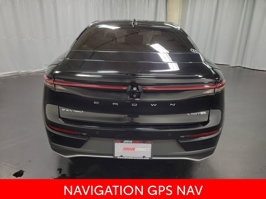 Used 2024 Toyota Crown AWD/4WD image 7