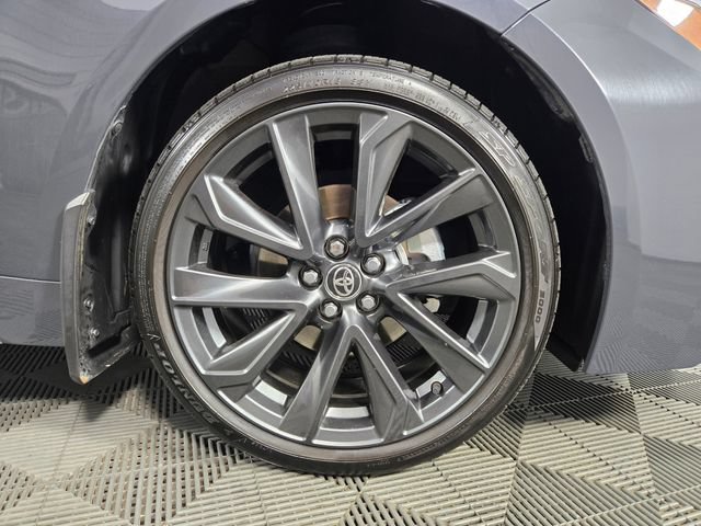 Used 2025 Toyota Corolla SE FWD image 11