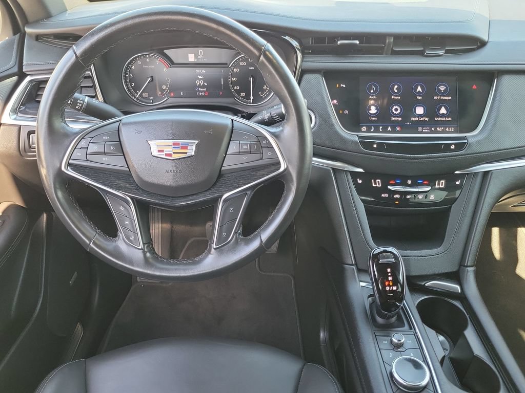 Certified 2024 Cadillac XT5 Premium Luxury FWD image 11