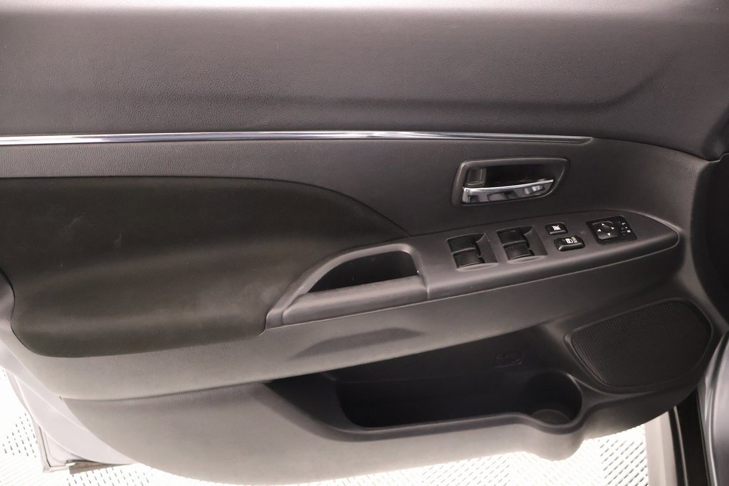 Used 2024 Mitsubishi Outlander Sport LE image 16