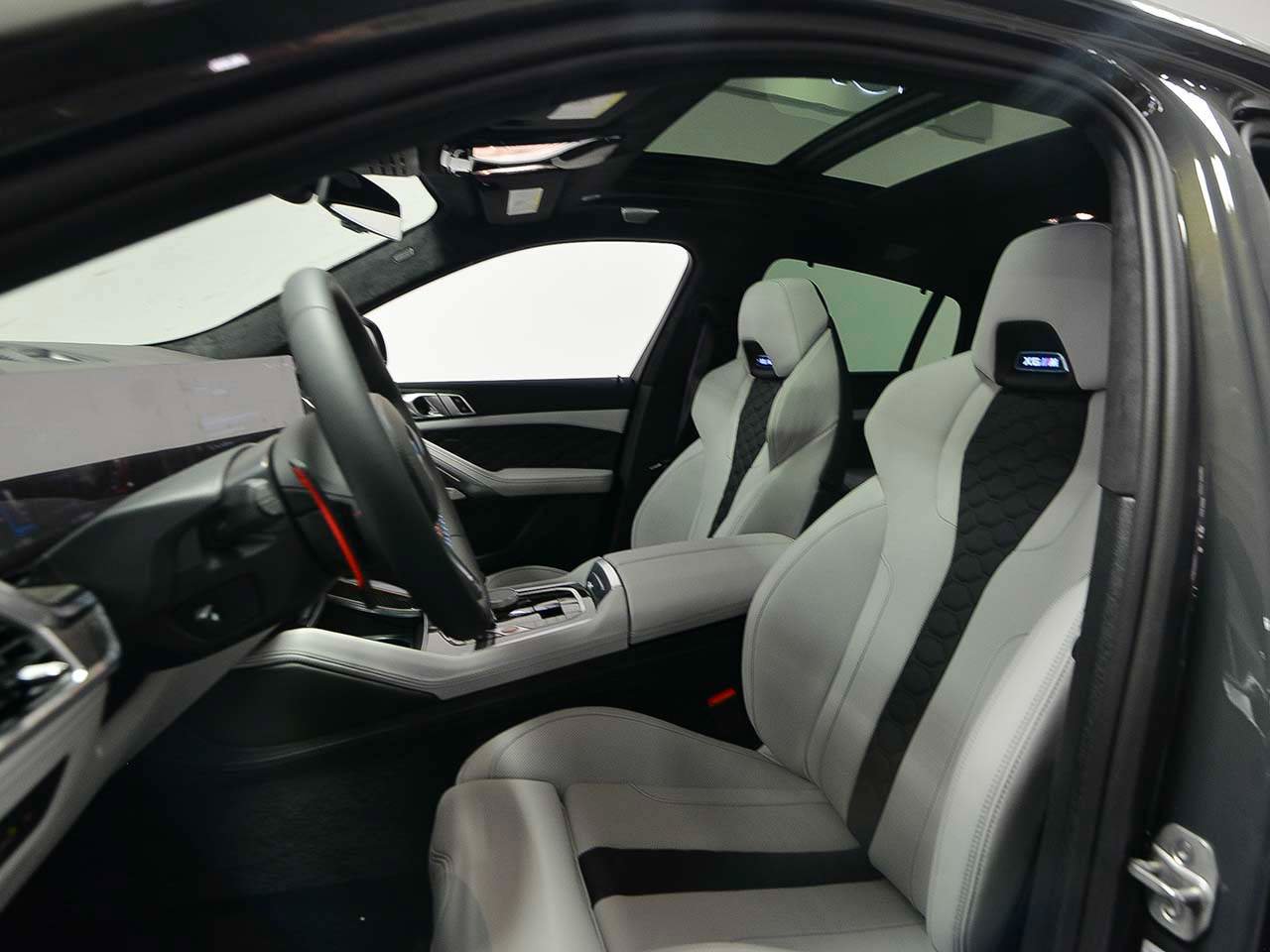 New 2026 BMW X6 M Competition image 8