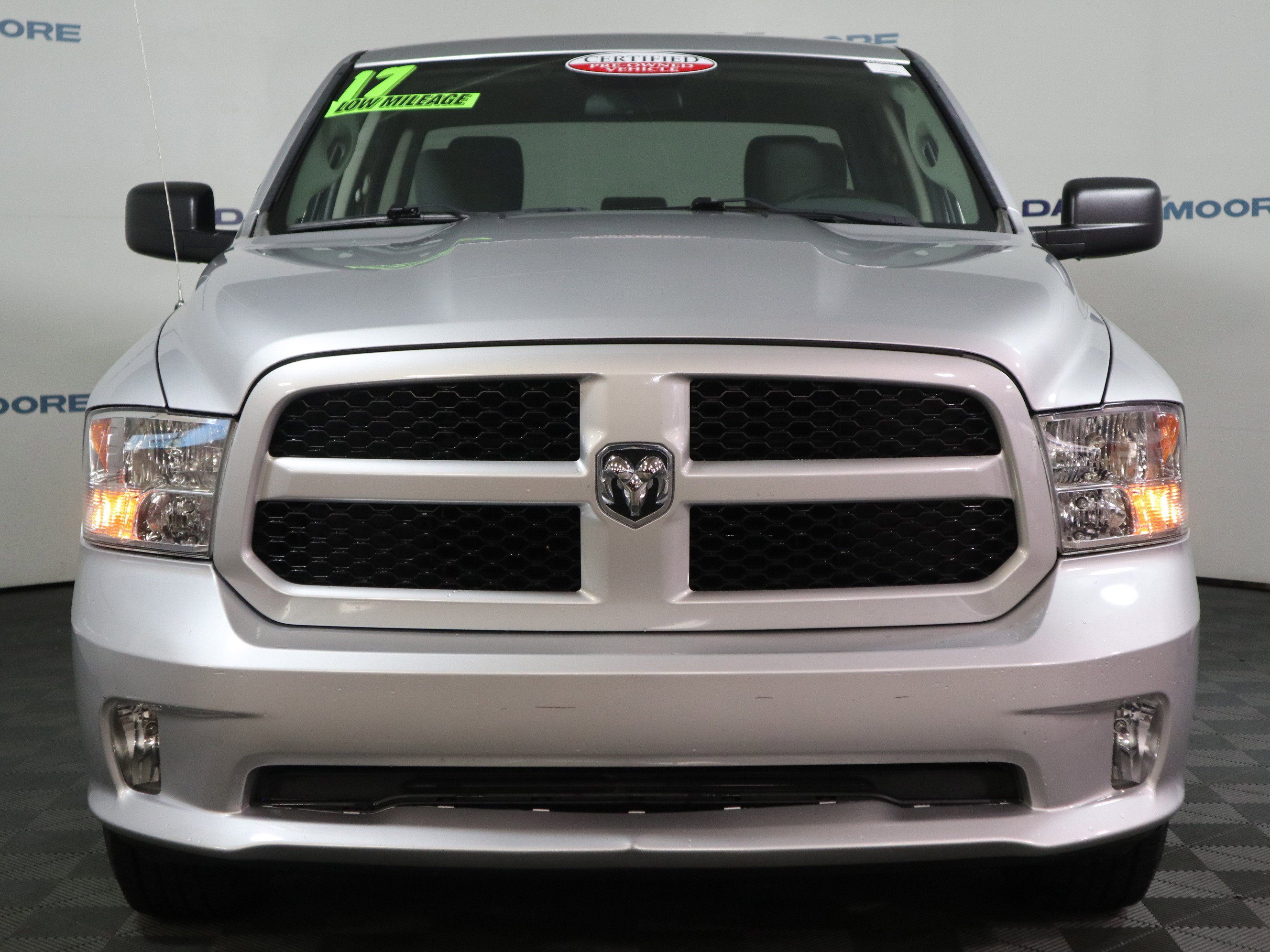 Used 2017 RAM 1500 Express image 13