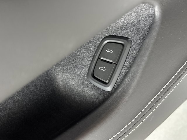 New 2026 Chevrolet Corvette Stingray Premium Cpe w/ Z51 Performance Package image 18