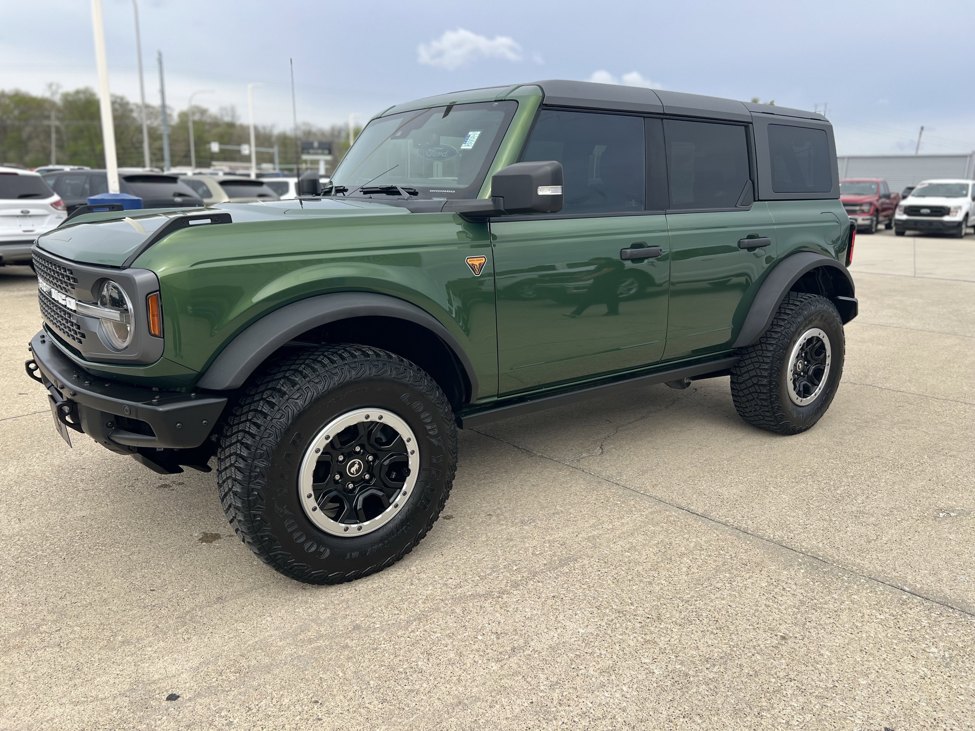 Used 2023 Ford Bronco Badlands AWD/4WD image 10