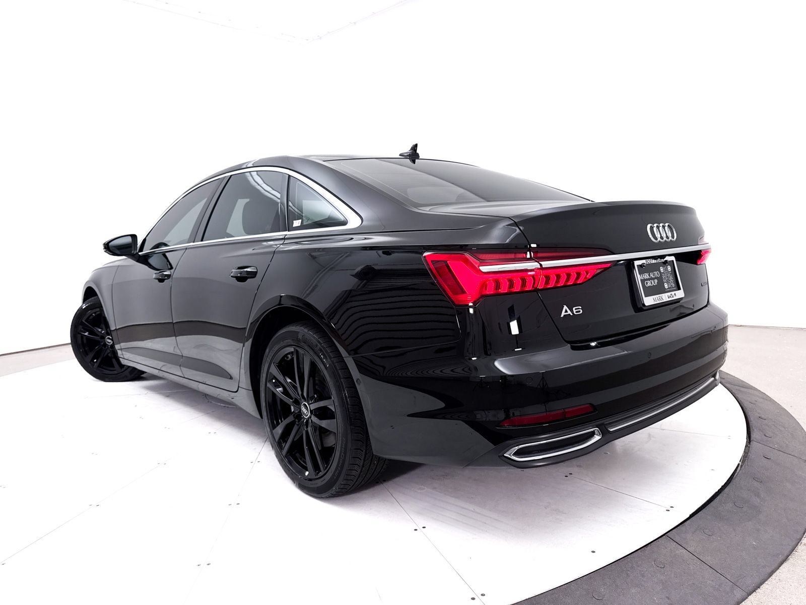 Used 2023 Audi A6 2.0T Premium w/ Convenience Package AWD/4WD image 2