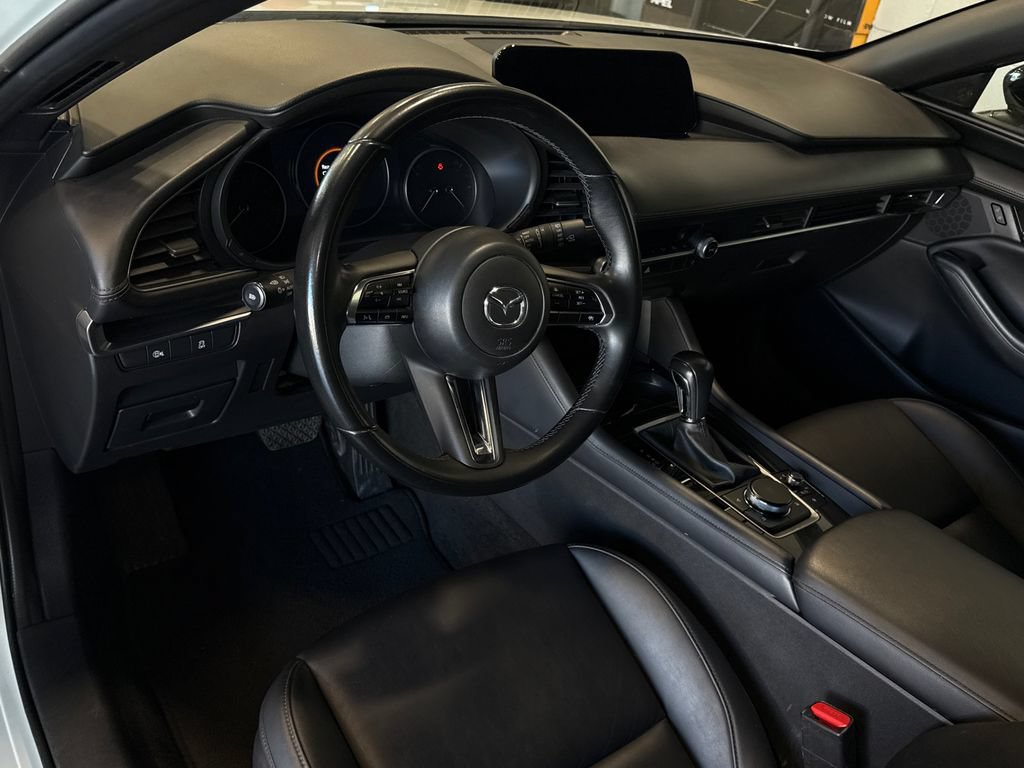 Certified 2025 MAZDA MAZDA3 s Sport FWD image 6