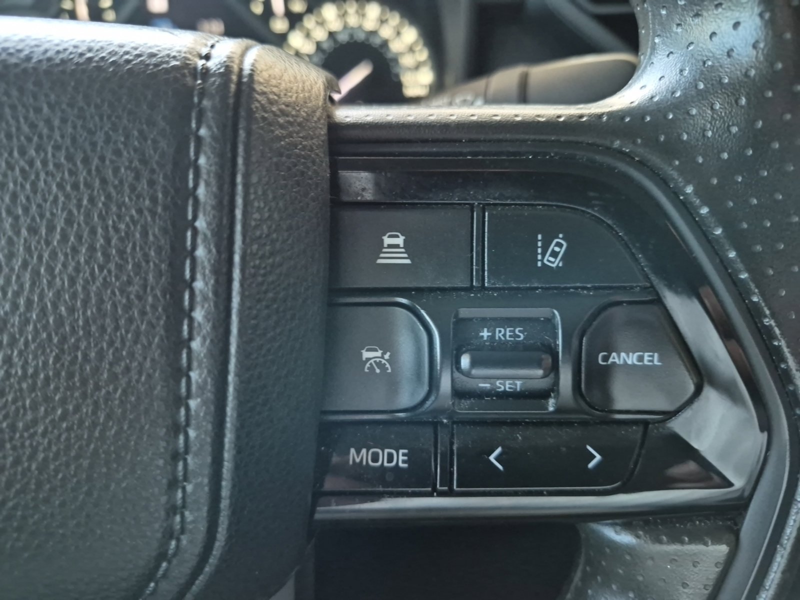 Used 2024 Toyota Tundra SR w/ SR Tow Package AWD/4WD image 10