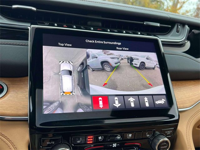 Certified 2024 Jeep Grand Cherokee L Summit image 34