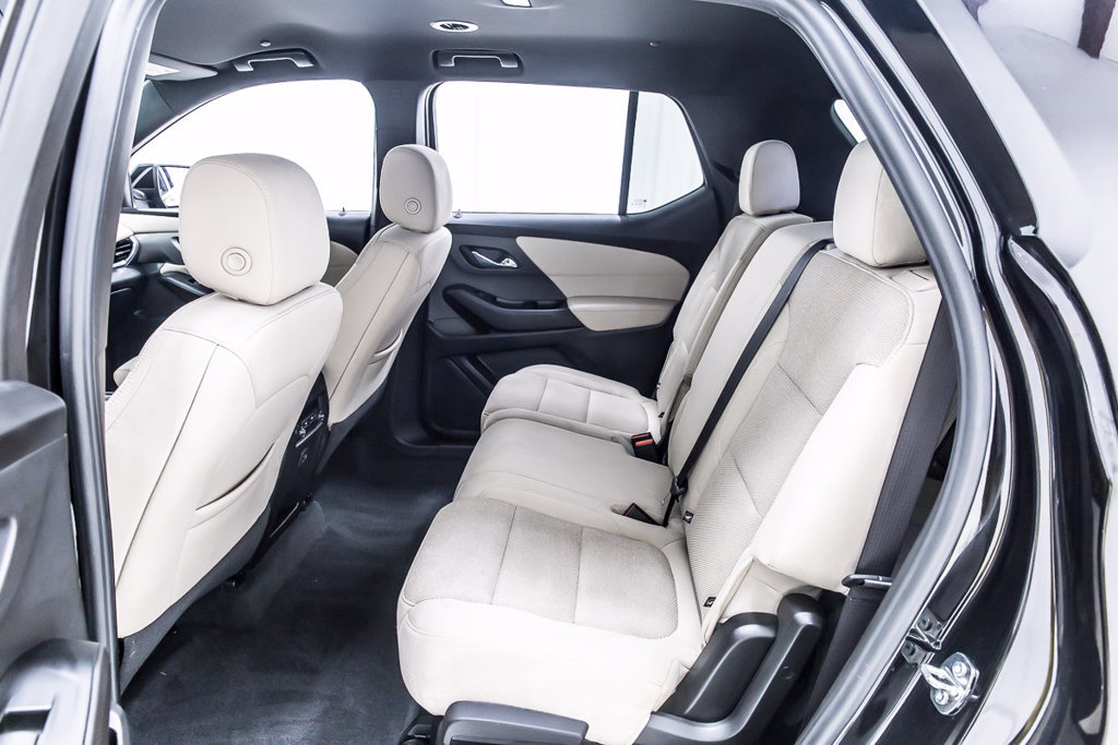 Used 2023 Chevrolet Traverse LS w/ LPO, Cargo Package FWD image 28