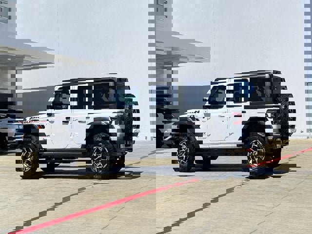 Used 2025 Jeep Wrangler Unlimited Rubicon image 4