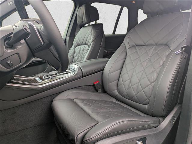 Used 2026 BMW X5 xDrive40i w/ Climate Comfort Package image 4