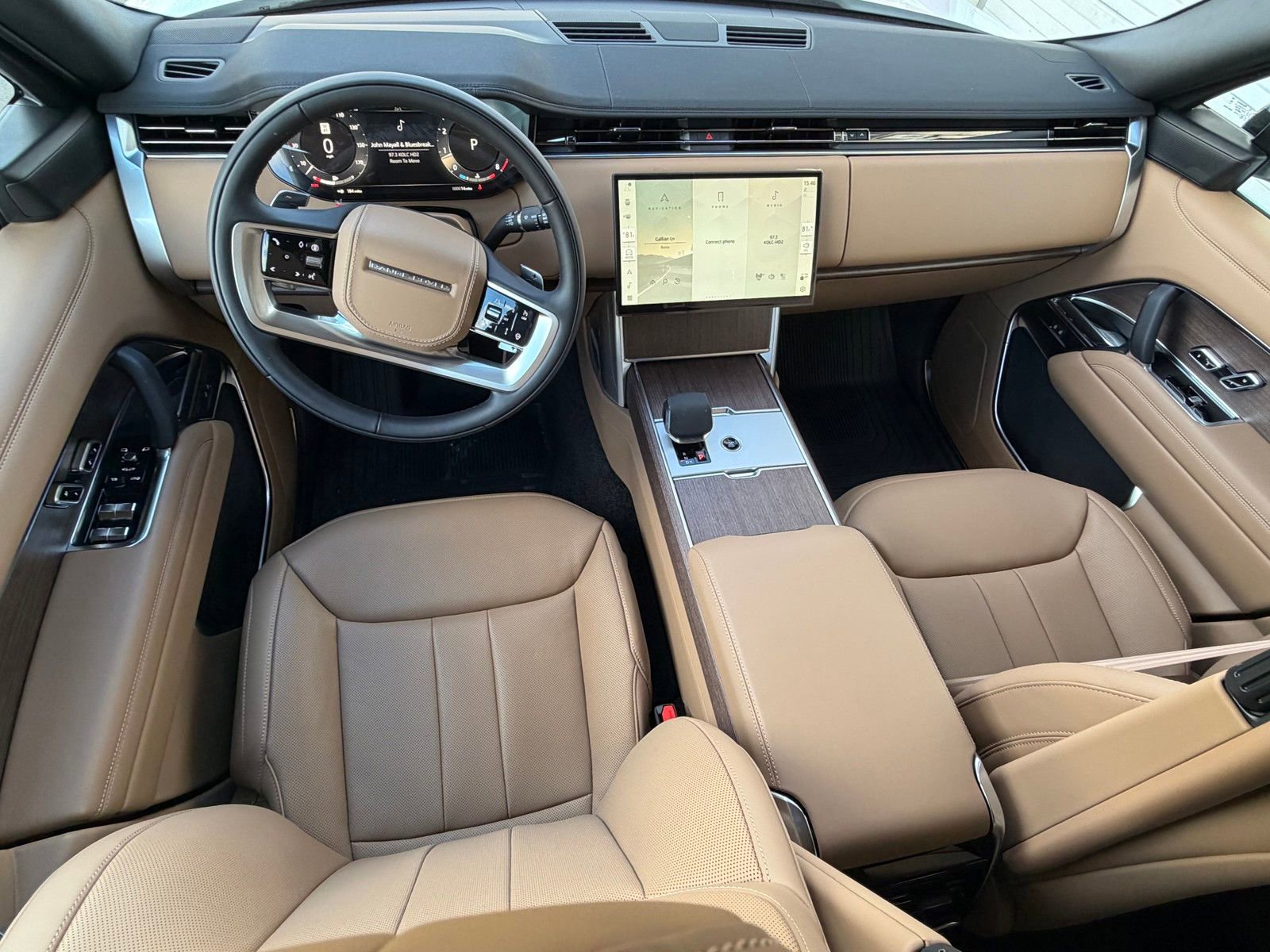 New 2026 Land Rover Range Rover SE image 30