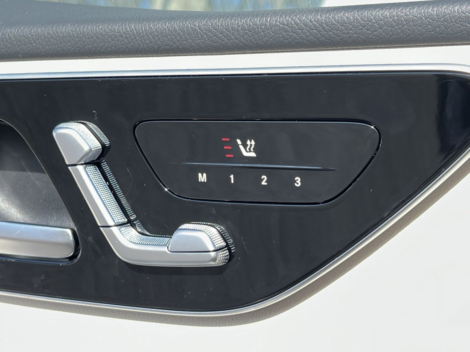 New 2026 Mercedes-Benz C 300 C 300 image 33