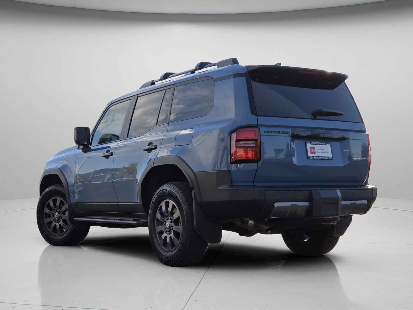 Certified 2025 Toyota Land Cruiser w/ Premium Package AWD/4WD image 26