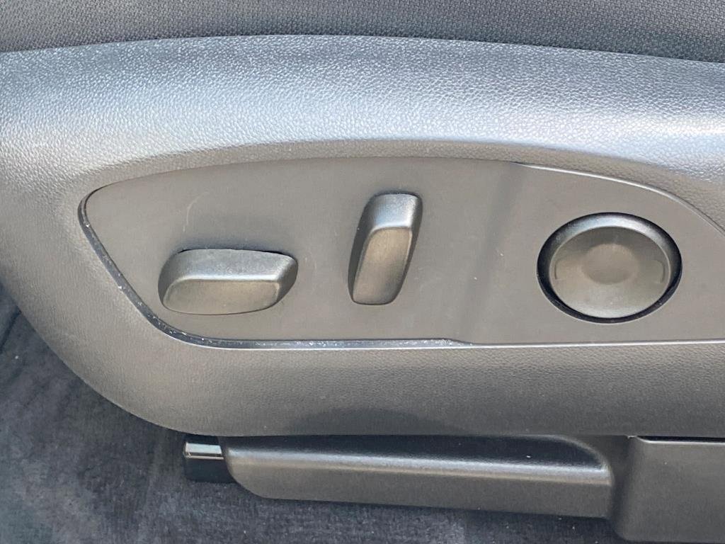 Certified 2025 Chevrolet Traverse LT image 13