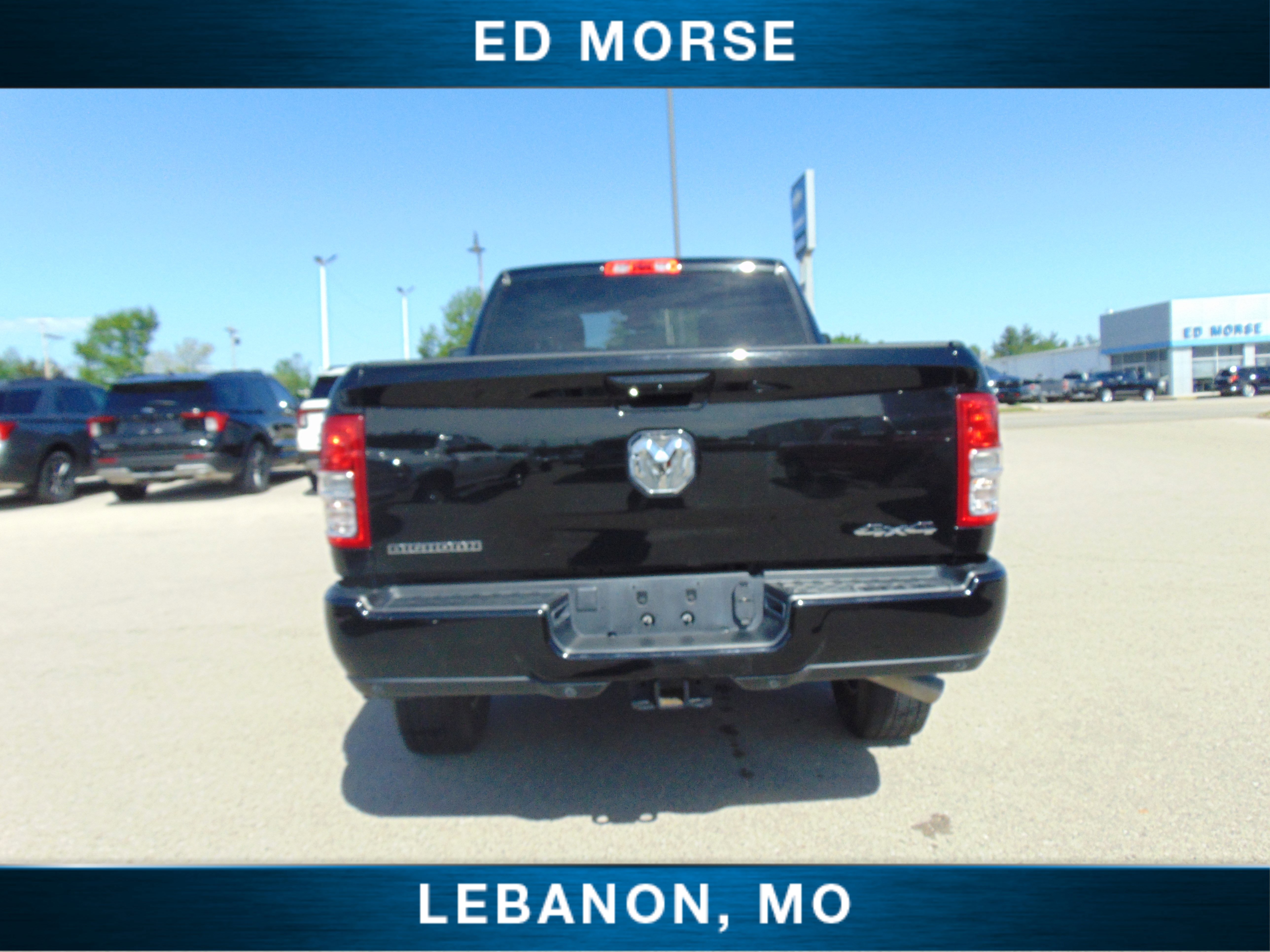 Used 2024 RAM 2500 Big Horn w/ Sport Appearance Package AWD/4WD image 7