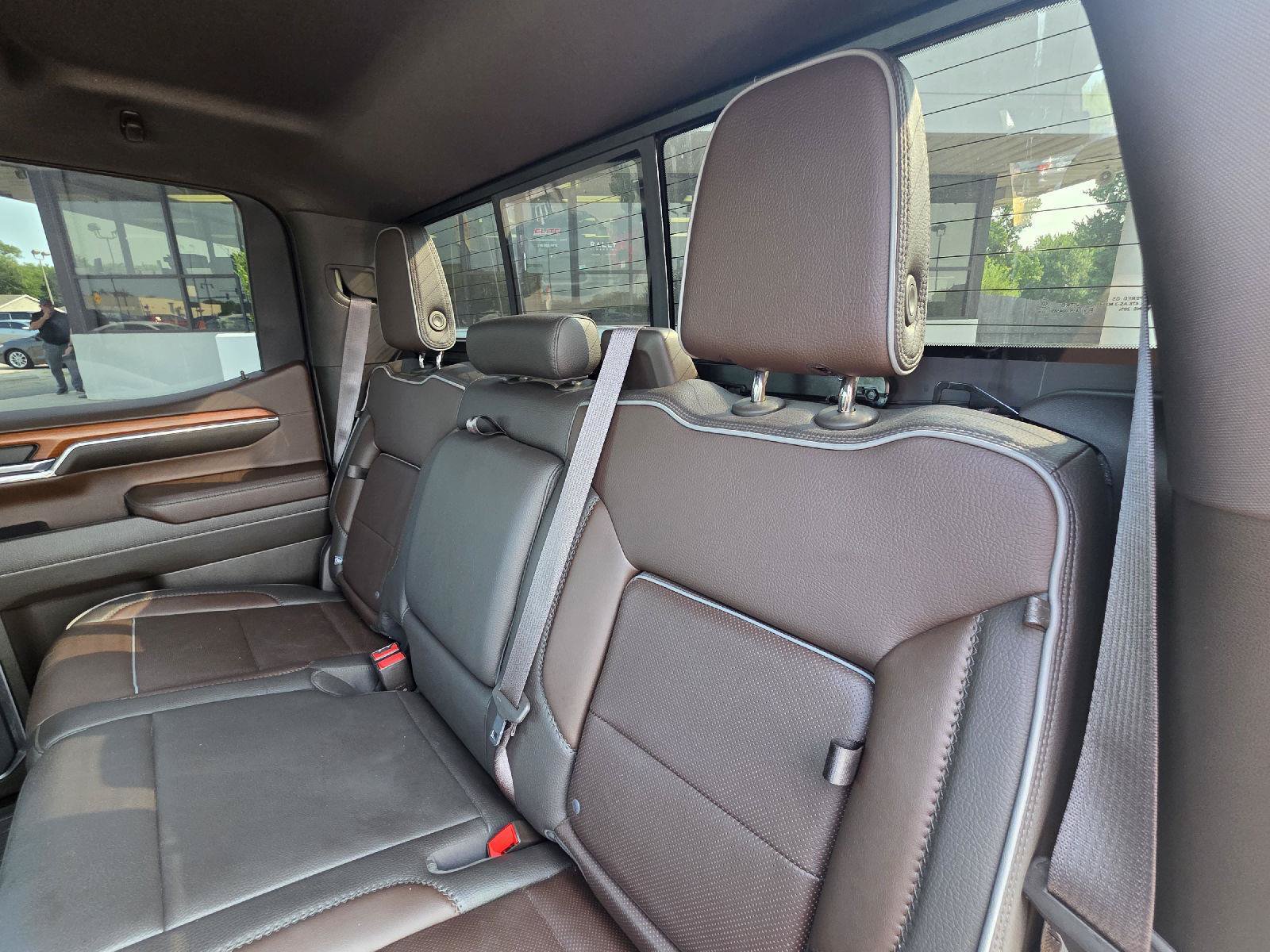 Used 2022 GMC Sierra 1500 Denali AWD/4WD image 38