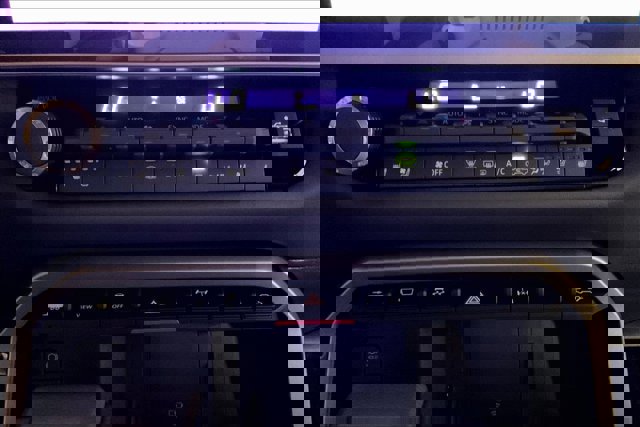 New 2026 Toyota Tundra Platinum AWD/4WD image 23