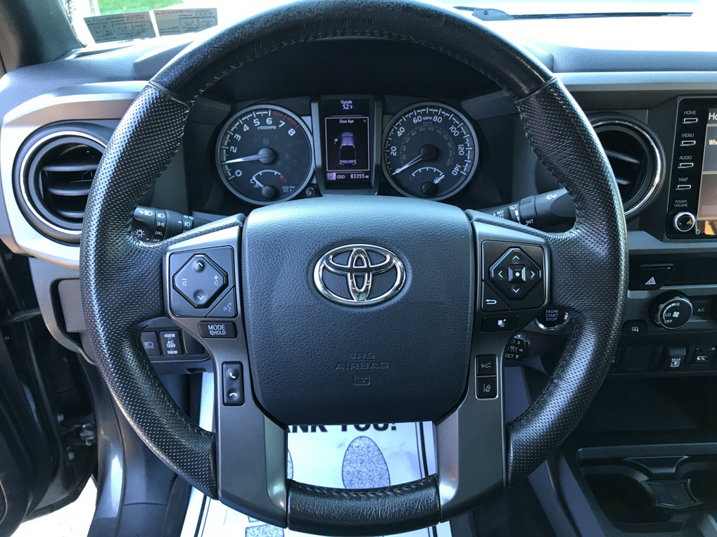 Used 2020 Toyota Tacoma TRD Off-Road AWD/4WD image 17
