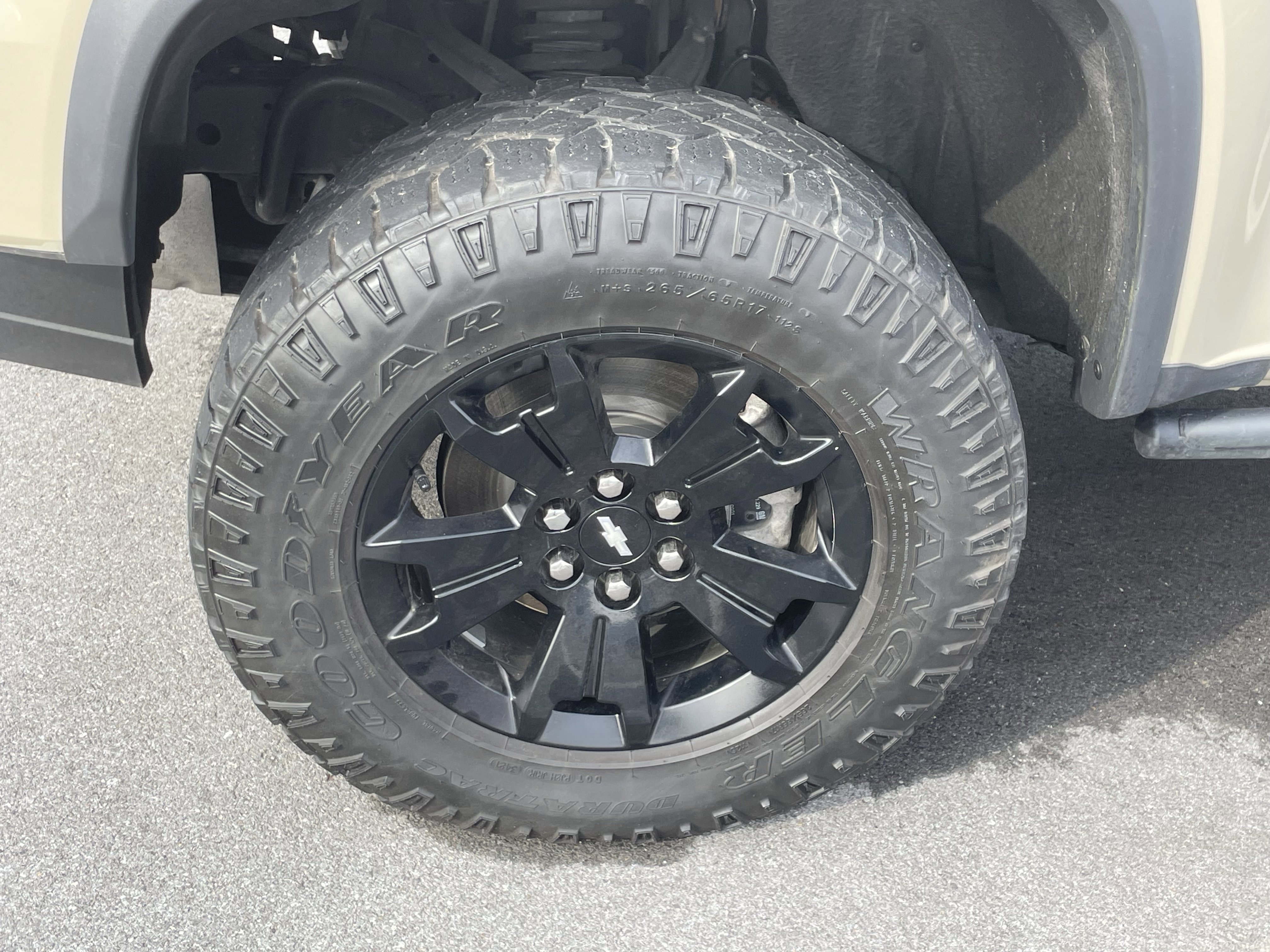 Used 2022 Chevrolet Colorado ZR2 w/ ZR2 Dusk Special Edition image 12