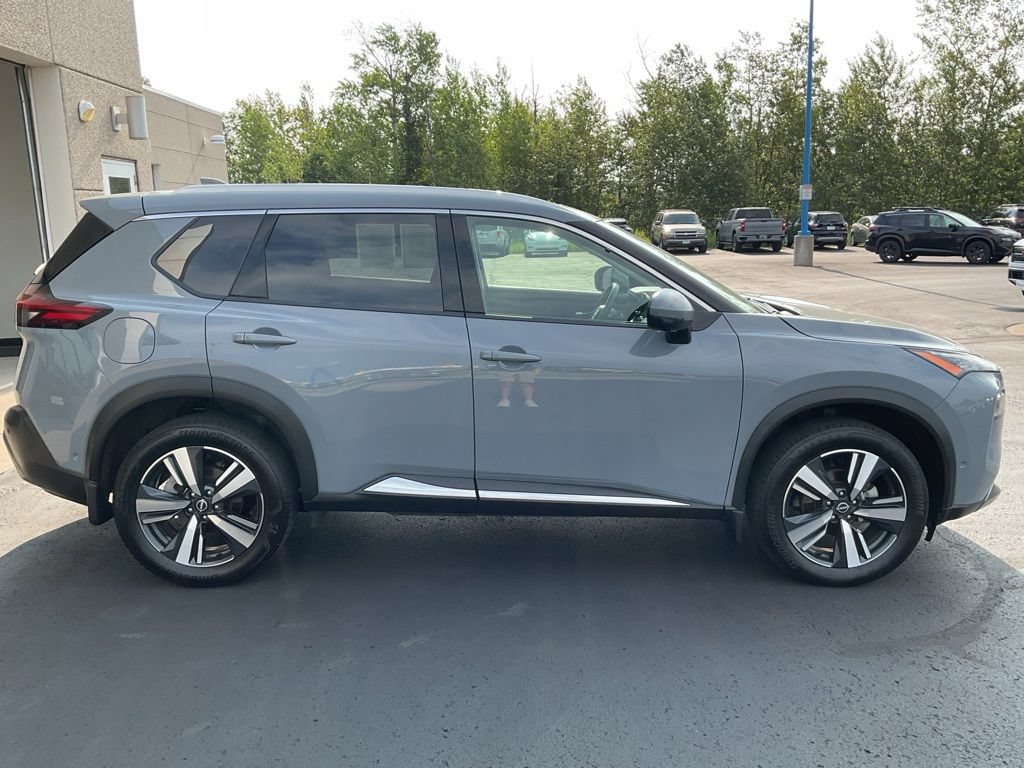 Used 2023 Nissan Rogue SL w/ SL Premium Package AWD/4WD image 4
