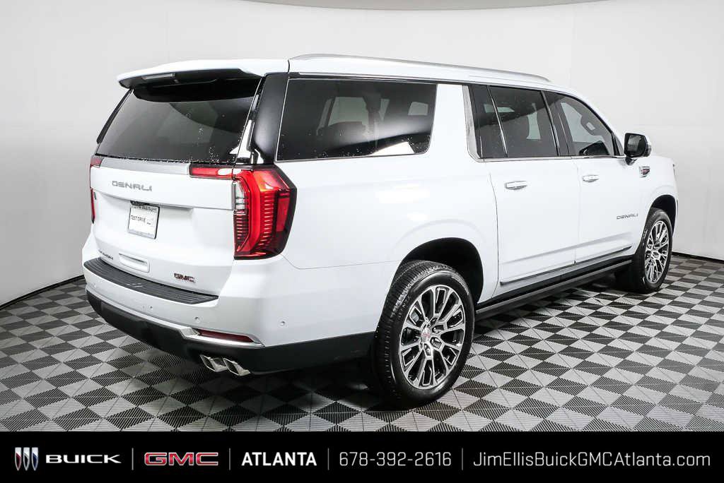 New 2026 GMC Yukon XL Denali w/ Denali Reserve Package AWD/4WD image 3