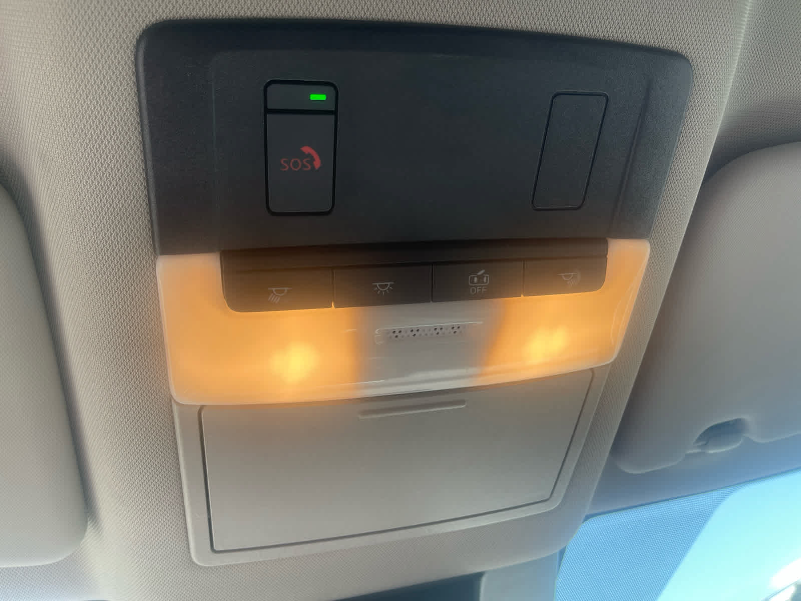 Used 2023 Nissan Rogue SV FWD image 27