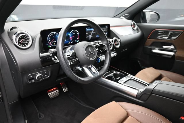 Used 2025 Mercedes-Benz GLA 35 AMG 4MATIC image 17