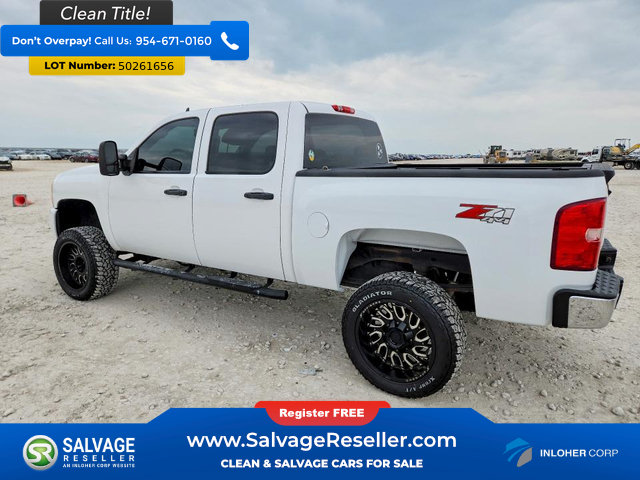 Used 2011 Chevrolet Silverado 1500 LT w/ All-Star Edition AWD/4WD image 3