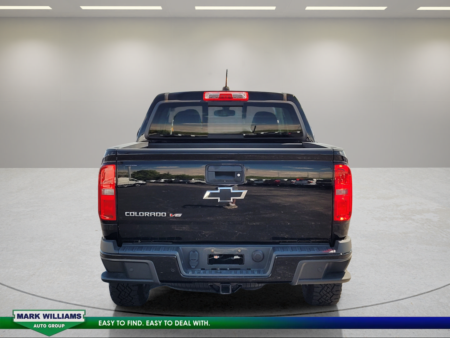 Used 2020 Chevrolet Colorado Z71 w/ Z71 Midnight Edition AWD/4WD image 5