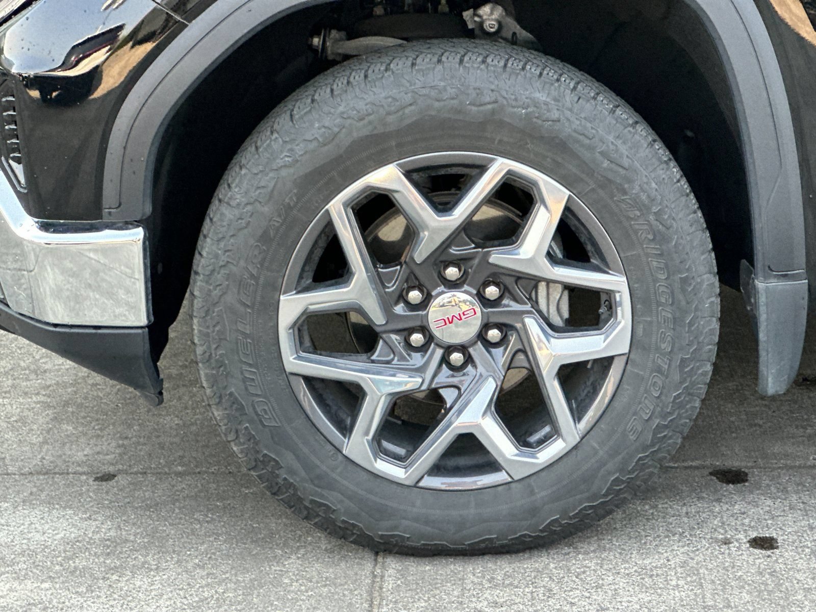 Used 2023 GMC Sierra 1500 SLT AWD/4WD image 23